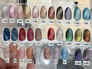 ネイル 𝐼𝑁𝑂𝑈𝐸 𝑀𝐼𝐴のネイルデザイン