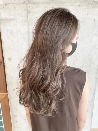 カラー 🌿ガクト 🌿艶髪透明感のヘアスタイル