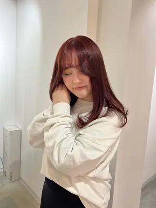 ミディアム VISION 巻幡野花のヘアスタイル