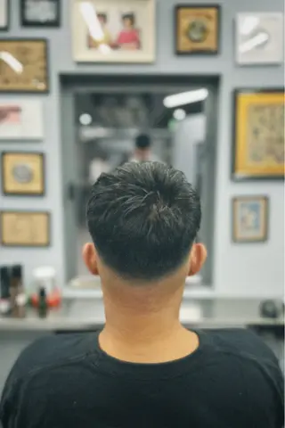ショート メンズ 池袋メンズパーマ フェード純平のヘアスタイル