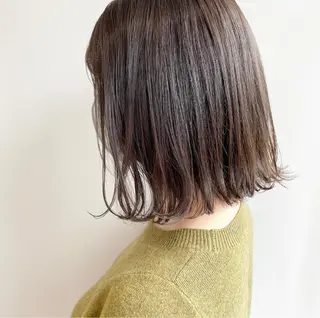ショート カラー 山口 莉奈のヘアスタイル