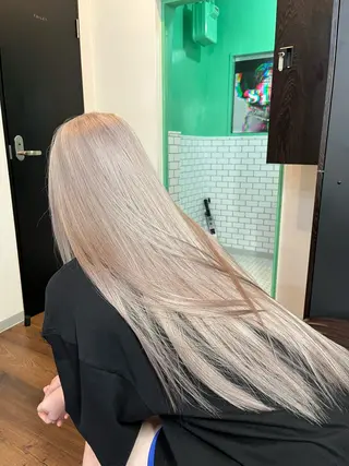 ロング カラー 💖艶ハイトーン髪質 改善💖ケンシンのヘアスタイル