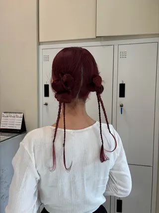 ヘアアレンジ 垢抜け小顔レイヤー オリーブ/スミレのヘアスタイル