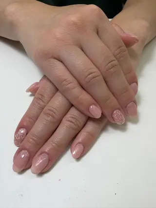 ネイル 眞鍋 歩のネイルデザイン