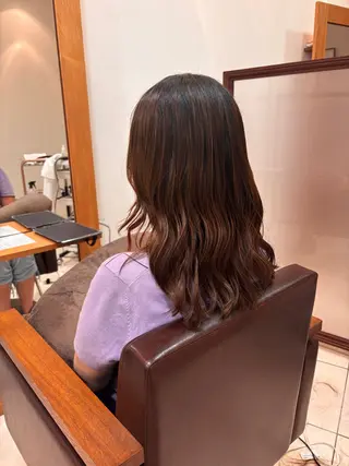 ロング 吉井 愛のヘアスタイル