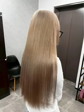 カラー 今野 梨々花のヘアスタイル