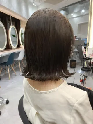 セミロング カラー ヘアアレンジ ボブ｜韓国｜美髪矯正 ｜amika🌙のヘアスタイル