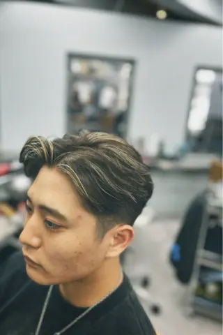 ショート カラー メンズ 池袋メンズパーマ フェード純平のヘアスタイル