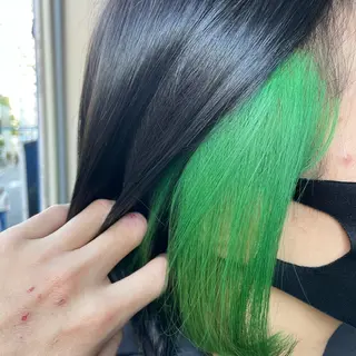 ミディアム カラー パーマ ヘアアレンジ メンズ キッズ ネイル マツエク・マツパ 切りっぱなしヘアボブ ミディアムヘアRYOのヘアスタイル