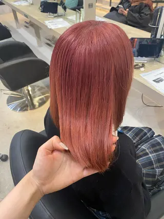 カラー 才田 まりなのヘアスタイル