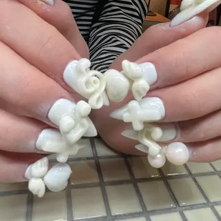 ネイル ー 葉のネイルデザイン