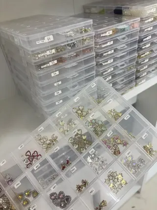 ネイル RNailsalon ゆなのネイルデザイン