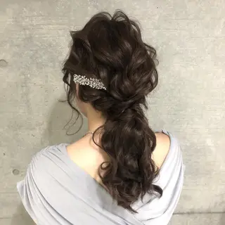セミロング ヘアアレンジ 卒業式お呼ばれ🕊️ ヘアセット✴︎ミキのヘアスタイル