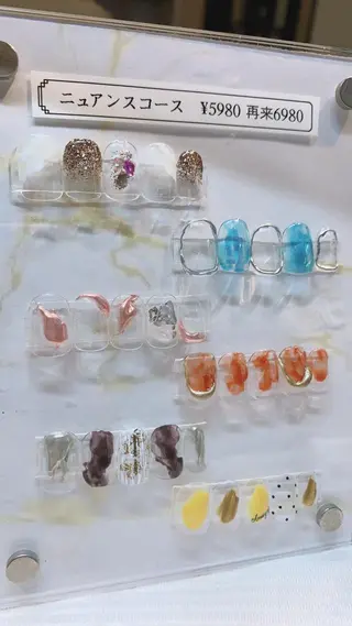 ネイル .. momoko🕊のネイルデザイン