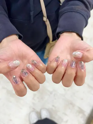 ネイル 吉田 里菜のネイルデザイン