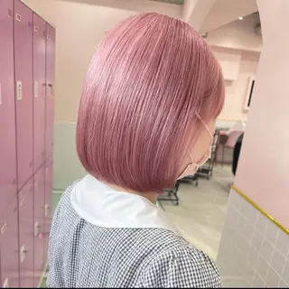 ショート カラー ツヤ髪ハイトーン ×レイヤー🌝リオのヘアスタイル