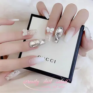 ネイル ✨Serenity Nail salonのネイルデザイン