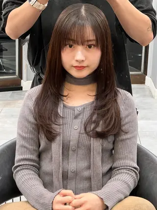 ロング 佐藤 慧のヘアスタイル