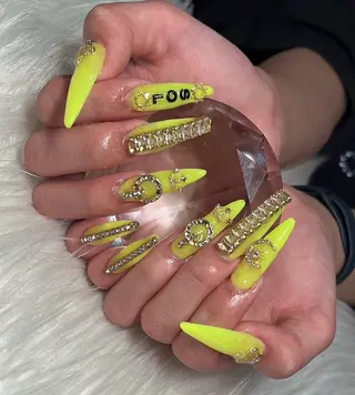 ネイル nail&eye Ariesのネイルデザイン