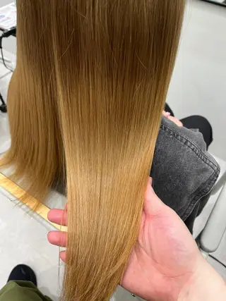 ロング 菅 樹希弥のヘアスタイル