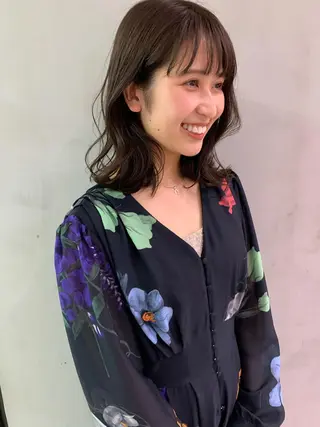 ミディアム yui .のヘアスタイル
