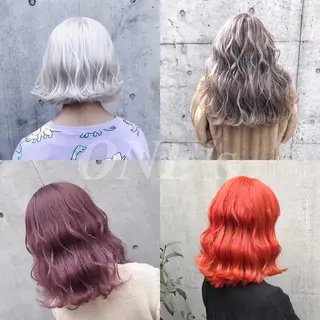セミロング カラー JuNブリーチに 縮毛矯正するプロのヘアスタイル