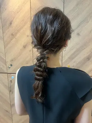 ロング ヘアアレンジ Topstylist YUKIのヘアスタイル