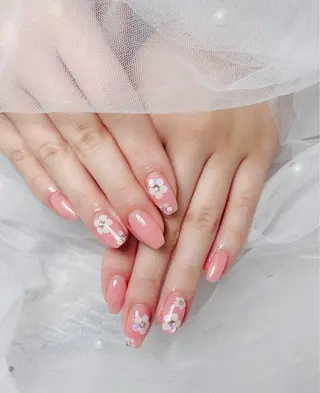 ネイル チョウ チョウのネイルデザイン