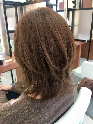 ショート カラー ブリーチ/バレイヤ ージュ川端裕司のヘアスタイル