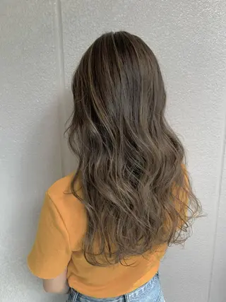 ロング カラー 💎赤み消しカラー 特化型デザイナー💎のヘアスタイル