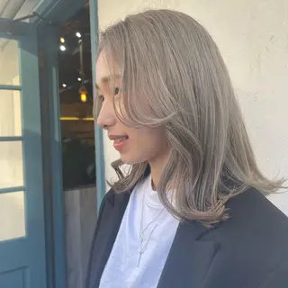 ミディアム カラー 顔周りカット 【オノザワリョウ】のヘアスタイル