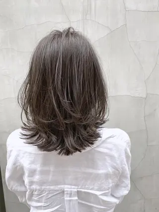 ミディアム カラー 沖 宜志のヘアスタイル