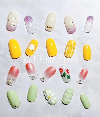 ネイル Nail salon Dejavu 🌿のネイルデザイン