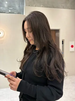 セミロング カラー 吉武 茂暉のヘアスタイル