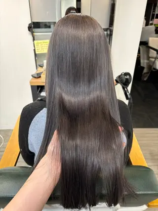 ロング カラー 福石 玲華のヘアスタイル