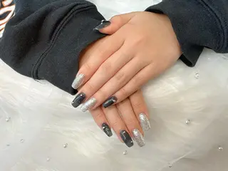 ネイル MIKIネイル YUKAのネイルデザイン