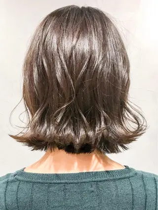 ショート カラー 江畑 匠 新宿三丁目 徒歩30秒⭐️のヘアスタイル