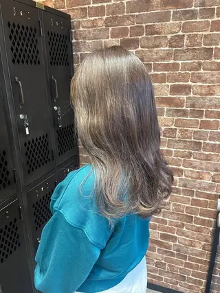 ミディアム カラー パーマ ヘアアレンジ メンズ キッズ ネイル マツエク・マツパ アイブロウ 久木原 ゆりのヘアスタイル