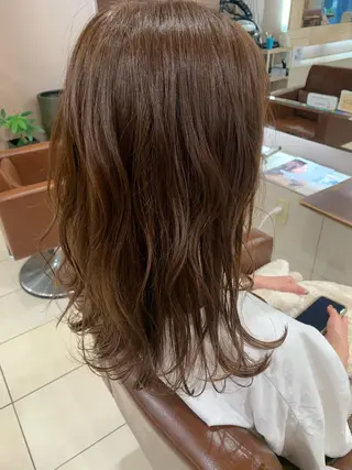 ミディアム カラー ハイトーンカラー🩵 耳ツボジュエリー👂のその他イメージ