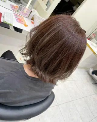 ミディアム 岸 保奈美のヘアスタイル