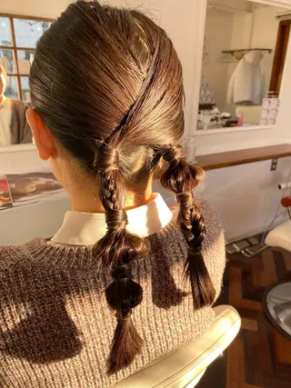 ミディアム ヘアアレンジ Kazaoka Saraのヘアスタイル