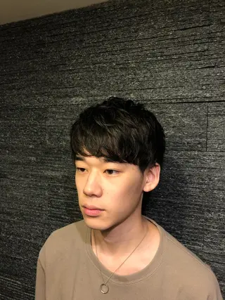 ミディアム メンズ 牧 颯斗のヘアスタイル