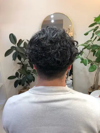 パーマ メンズ sugi tomoのヘアスタイル