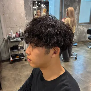 メンズ 🪽直毛男子の救世主 🪽フェザーパーマのヘアスタイル
