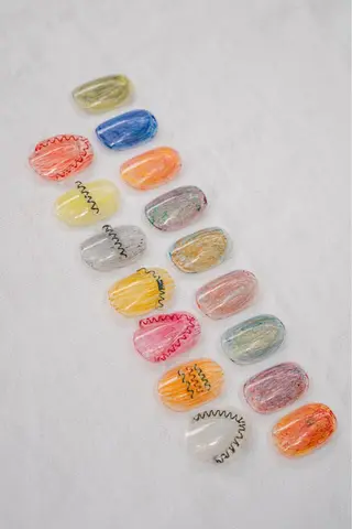 ネイル mano nella manoのネイルデザイン