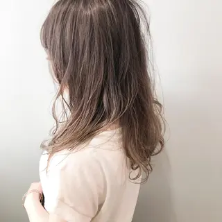 ミディアム カラー 美髪専門サロン kazuのヘアスタイル