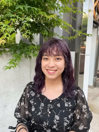 セミロング カラー パーマ ヘアアレンジ 山下 とよかのヘアスタイル