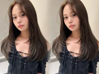 セミロング カラー ayaka🫧 梅田ダブルカラーのヘアスタイル