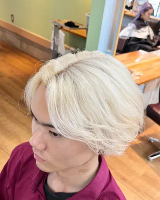セミロング カラー 🫧ハイトーン/ ブリーチ🫧白石航汰のヘアスタイル