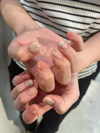 ネイル 小川 奈々花のネイルデザイン